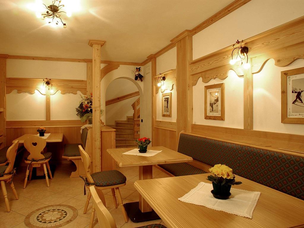Livinallongo Del Col Di Lana Apartments Mirabell מראה חיצוני תמונה