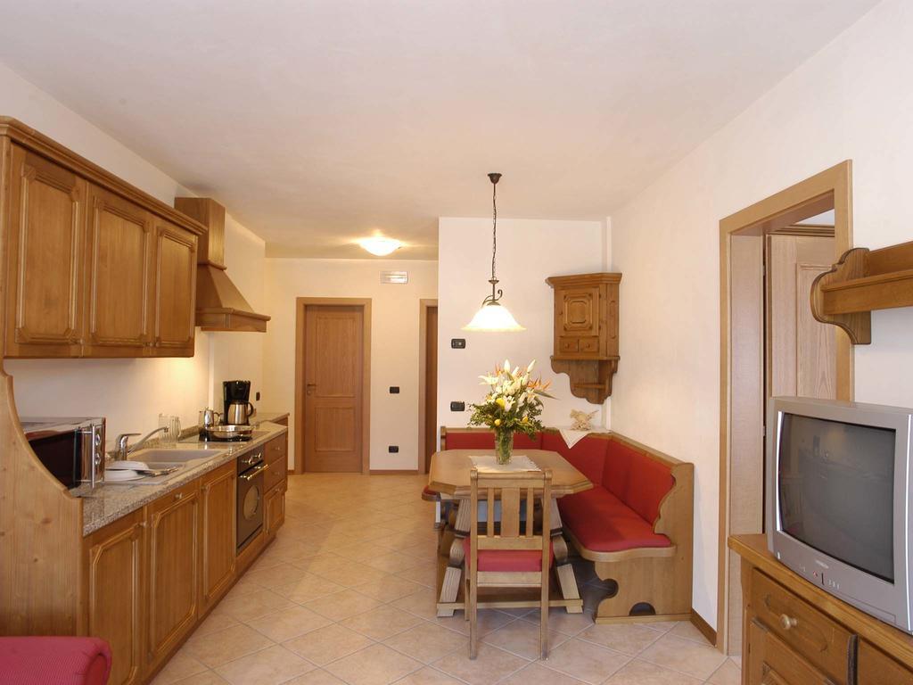 Livinallongo Del Col Di Lana Apartments Mirabell מראה חיצוני תמונה